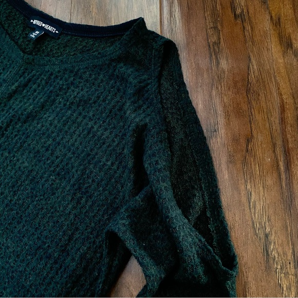 Inspired Hearts Waffle Knit Top Medium - Picture 5 of 8